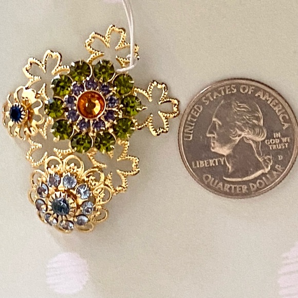 💐HOST PICK💐 NWT Sorrelli Edith Magnetic Brooch - Picture 9 of 9